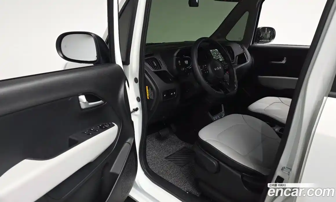 Kia Ray 2026 1.0 Автомат в Москве № 247907, фото 9