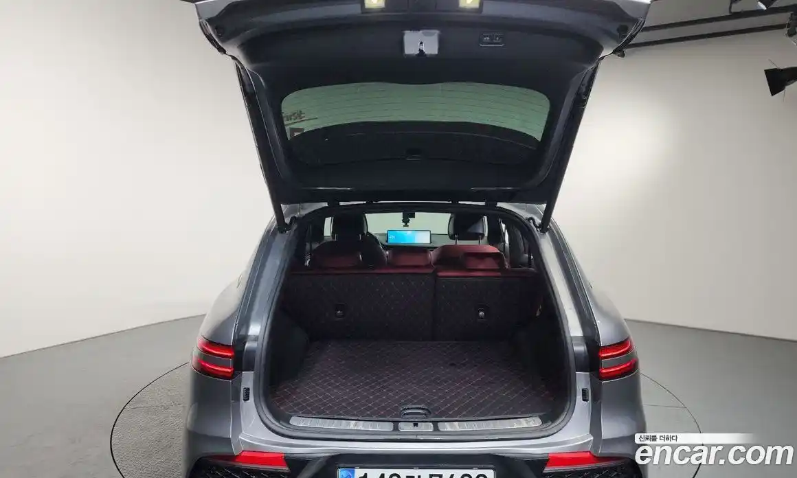 Genesis GV70 2024 2.5 Автомат в Москве № 25481, фото 17