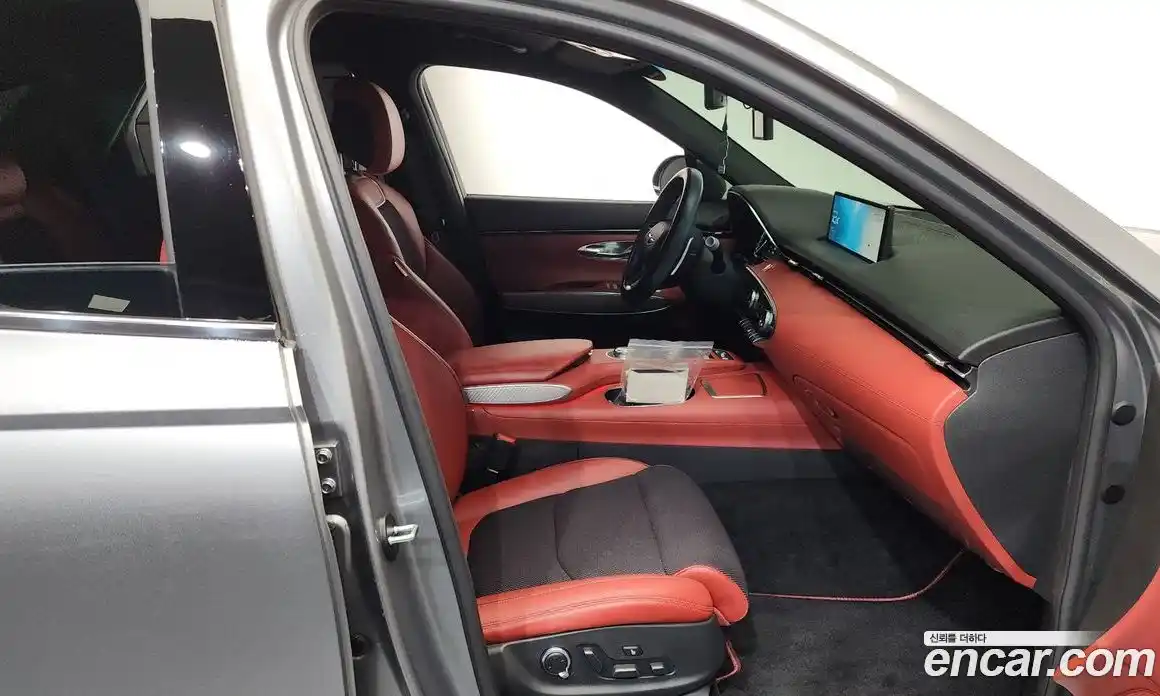 Genesis GV70 2024 2.5 Автомат в Москве № 25481, фото 10