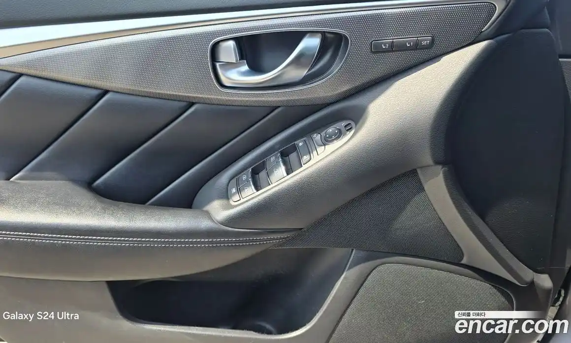 Infiniti Q50 2016 2.1 Автомат в Москве № 256198, фото 16