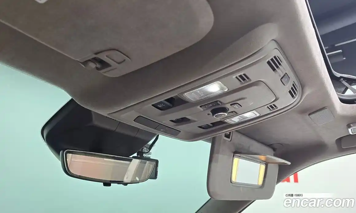 Cadillac Escalade 2022 6.2 Автомат в Москве № 256458, фото 17