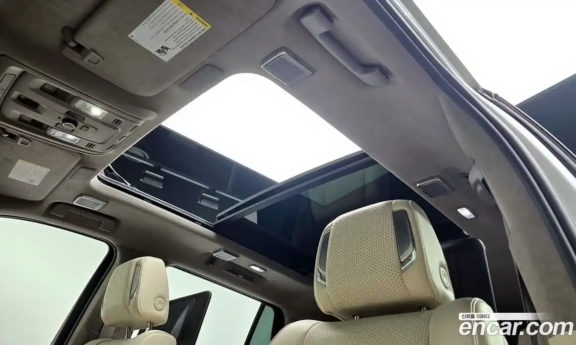 Cadillac Escalade 2022 6.2 Автомат в Москве № 256458, фото 18