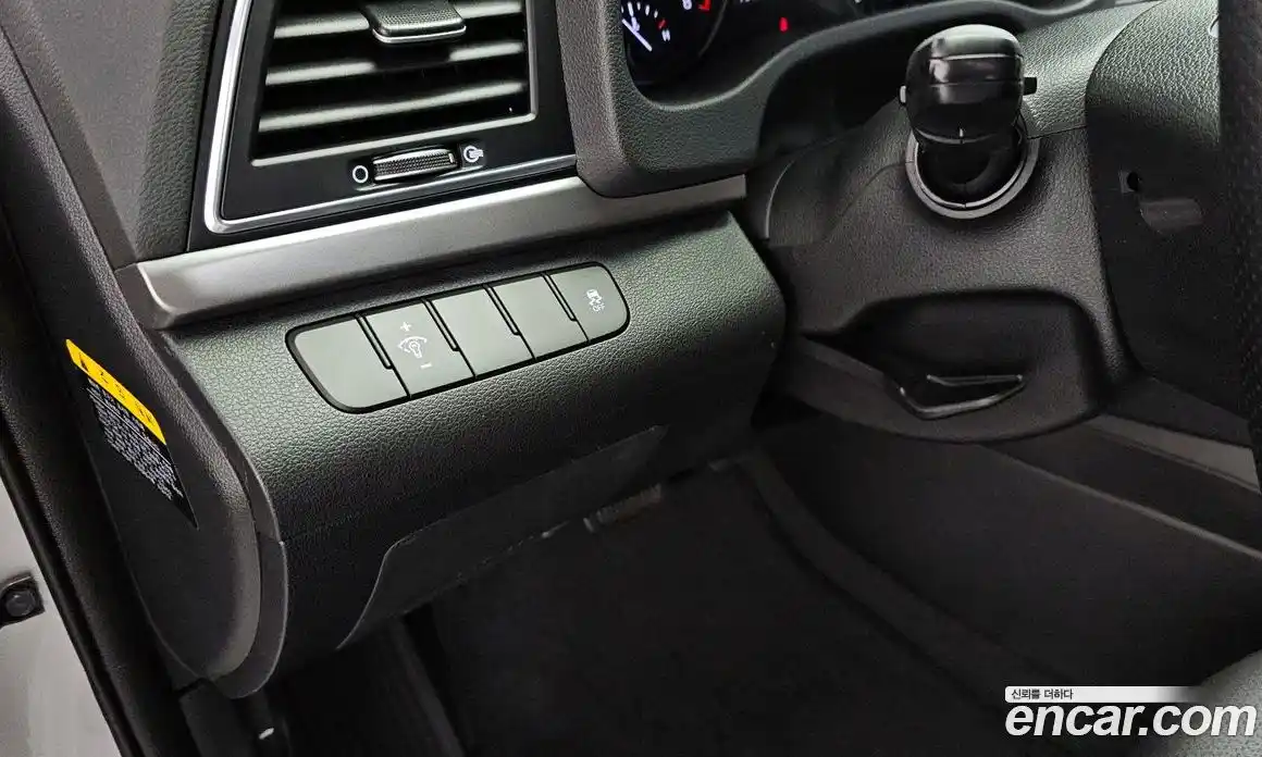 Hyundai Avante 2018 1.6 Автомат в Москве № 283180, фото 15