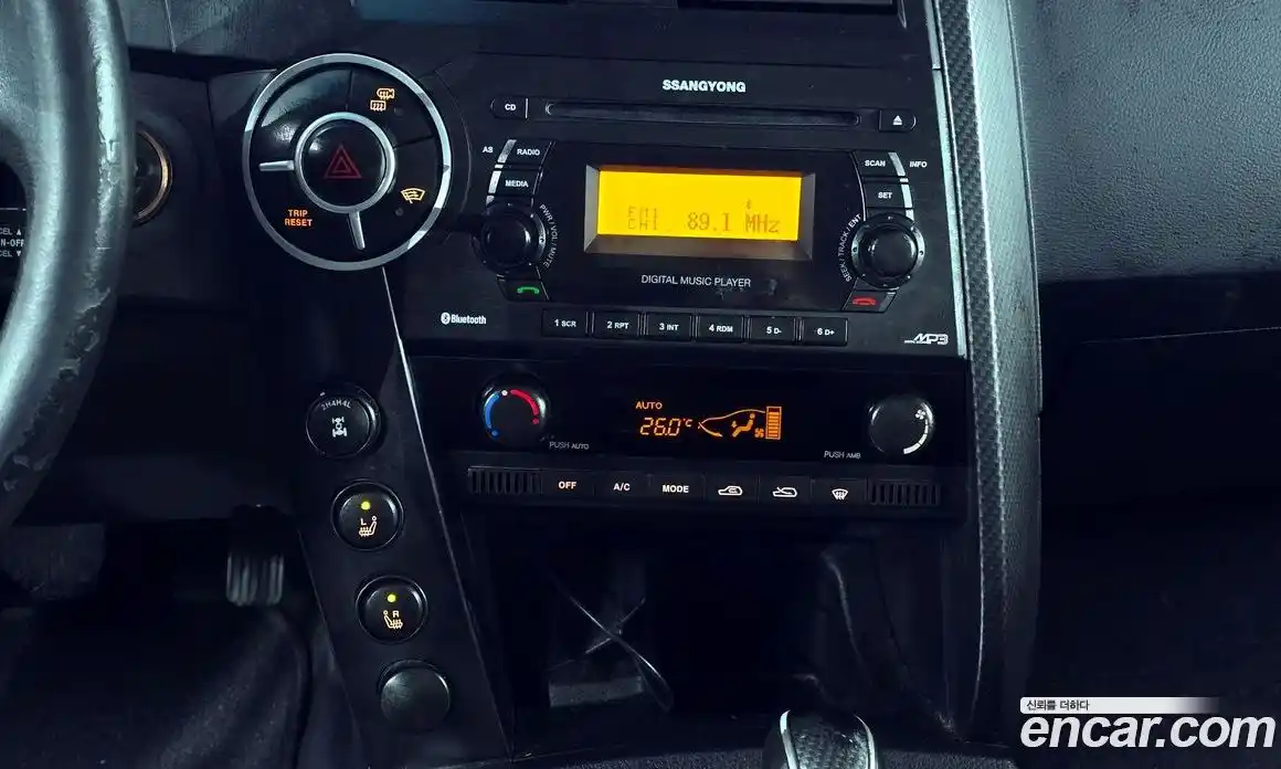 SsangYong Korando 2015 2.0 Автомат в Москве № 28404, фото 19