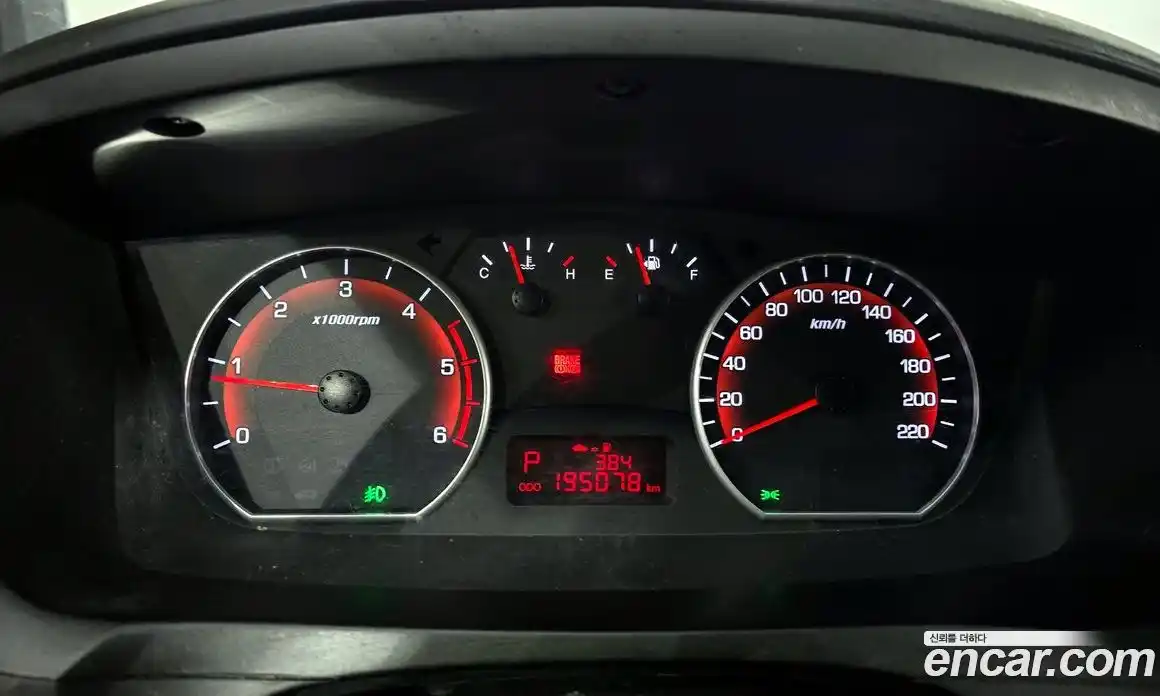 SsangYong Korando 2015 2.0 Автомат в Москве № 28404, фото 10