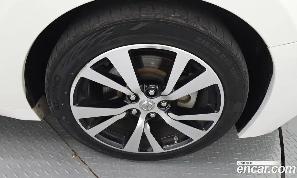 Nissan Maxima 2018 3.5 Автомат в Москве № 285013, фото 16