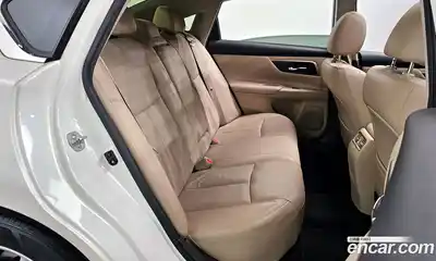 Nissan Altima 2016 2.5 Автомат в Москве № 285036, миниатюра 4