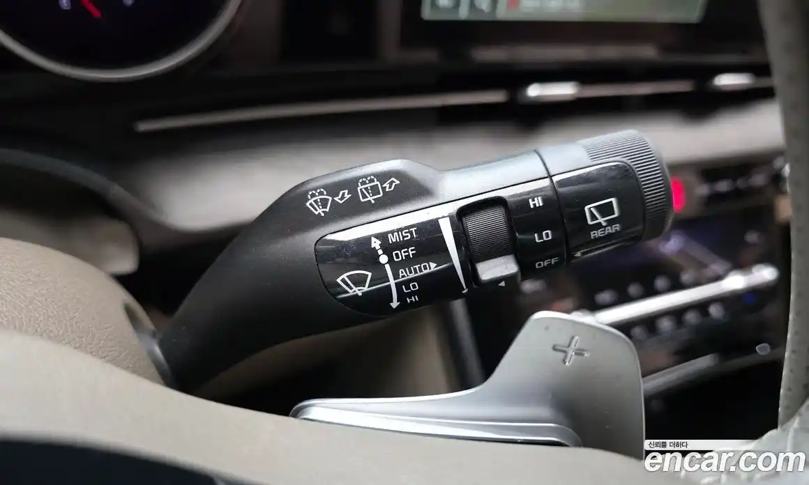 Kia Canival 2023 3.5 Автомат в Москве № 285942, фото 19