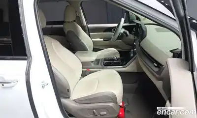 Kia Canival 2023 3.5 Автомат в Москве № 285942, миниатюра 5