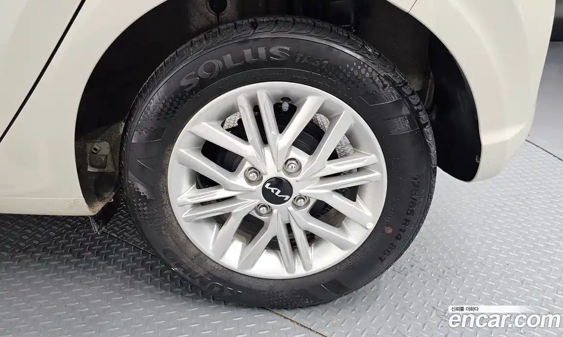 Kia Morning 2022 1.0 Автомат в Москве № 286231, фото 16