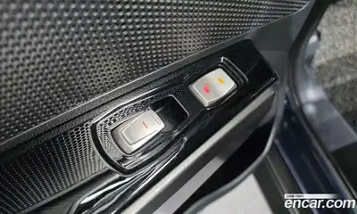 SsangYong TIBOLI 2017 1.6 Автомат в Москве № 29285, миниатюра 3