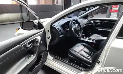 Nissan Altima 2017 2.5 Автомат в Москве № 294906, миниатюра 3