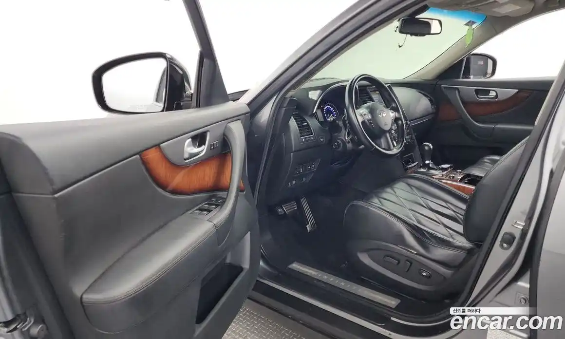 Infiniti FX 2012 3.0 Автомат в Москве № 295903, фото 16