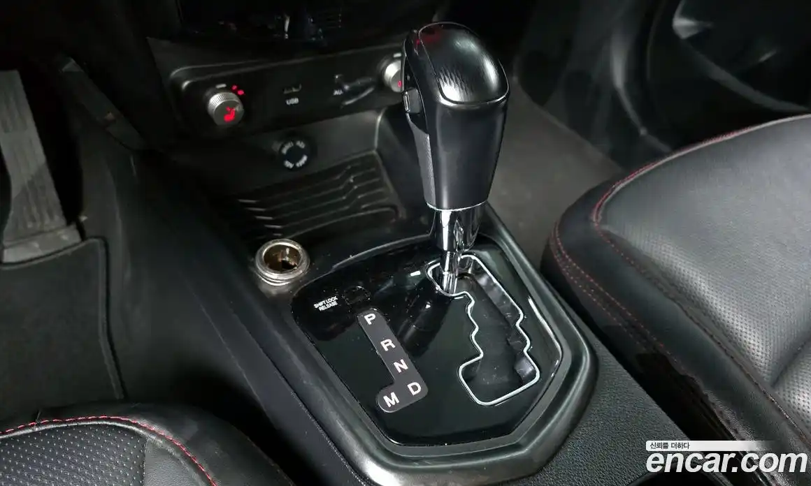 SsangYong TIBOLI 2017 1.6 Автомат в Москве № 29928, фото 19