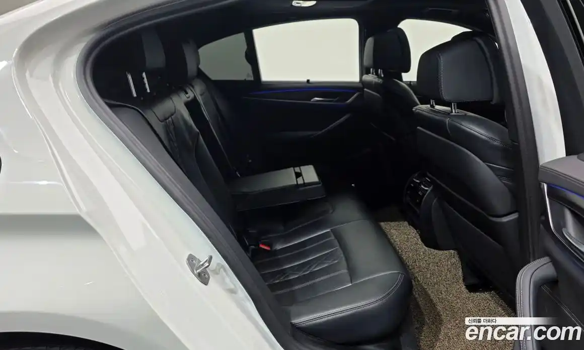 BMW 5-Series 2023 2.0 Автомат в Москве № 303245, фото 3