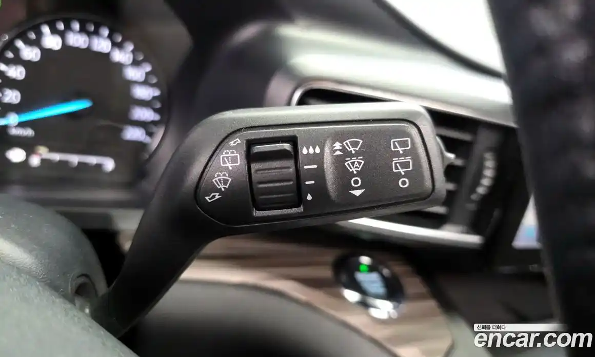 Ford Explorer 2020 2.3 Автомат в Москве № 303287, фото 9