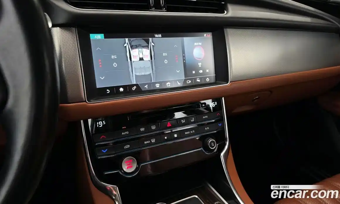 Jaguar XF 2017 2.0 Автомат в Москве № 304991, фото 13