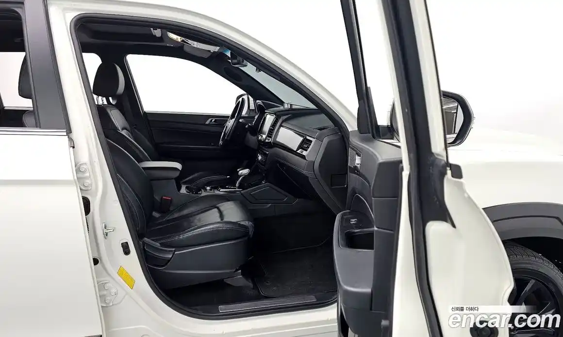 SsangYong Rexton 2021 2.2 Автомат в Москве № 30600, фото 10