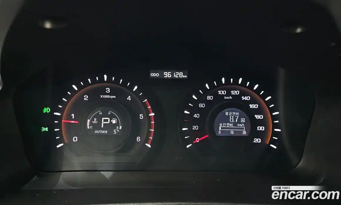 SsangYong Korando 2014 2.0 Автомат в Москве № 32295, фото 16