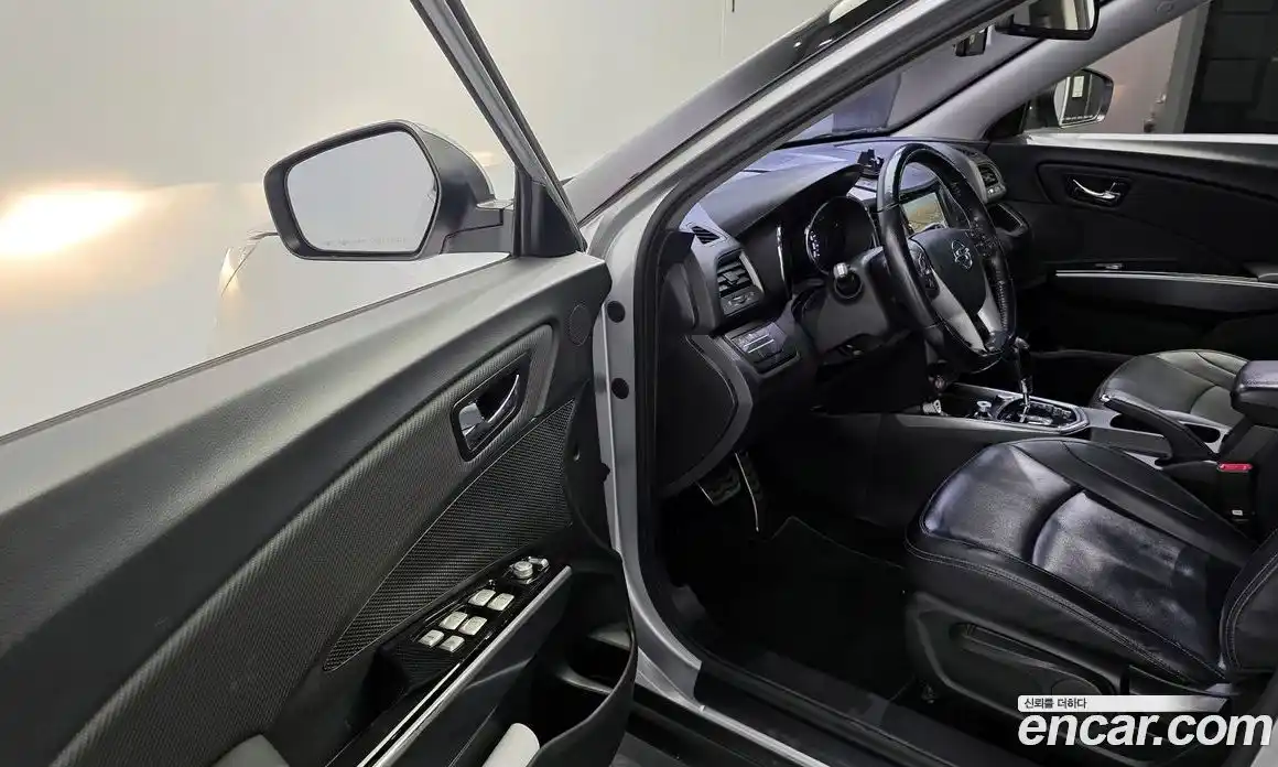 SsangYong TIBOLI 2018 1.6 Автомат в Москве № 32303, фото 13