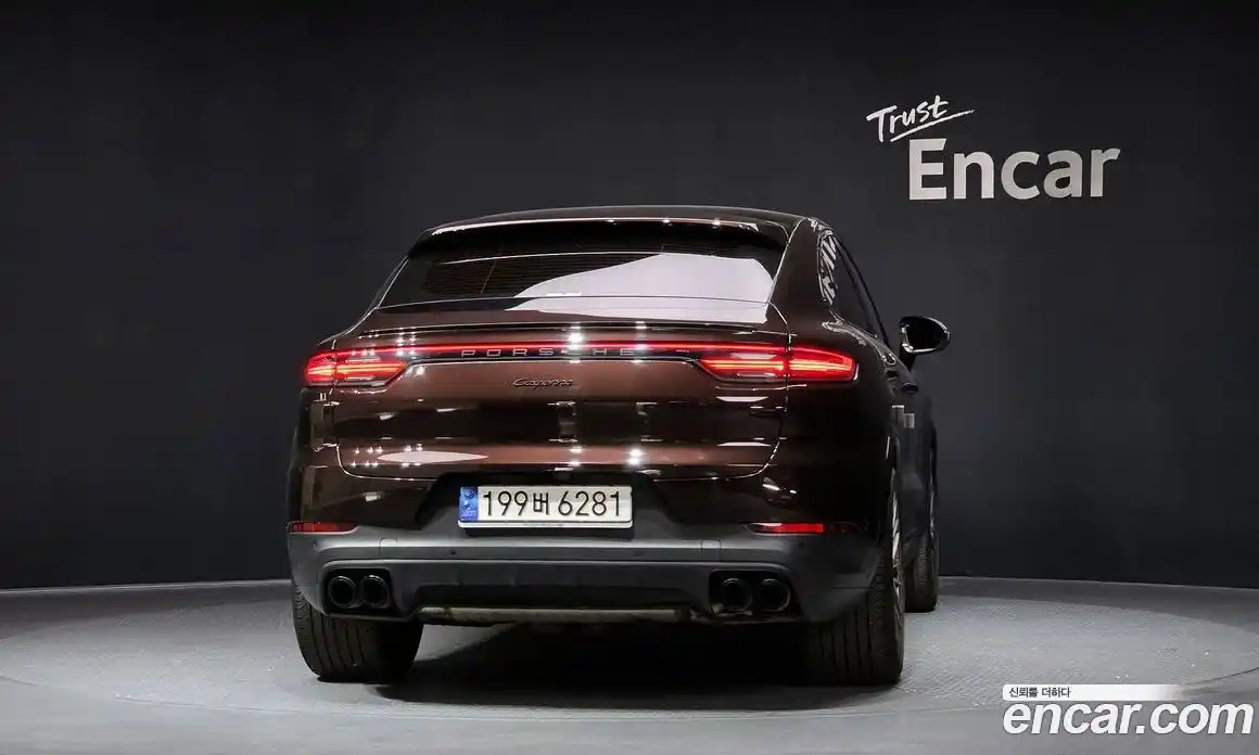 Porsche Cayenne 2023 3.0 Автомат в Москве № 326269, фото 17