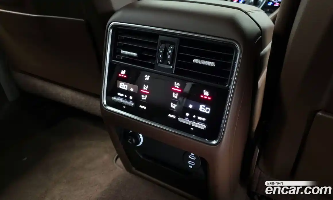 Porsche Cayenne 2023 3.0 Автомат в Москве № 326269, фото 20