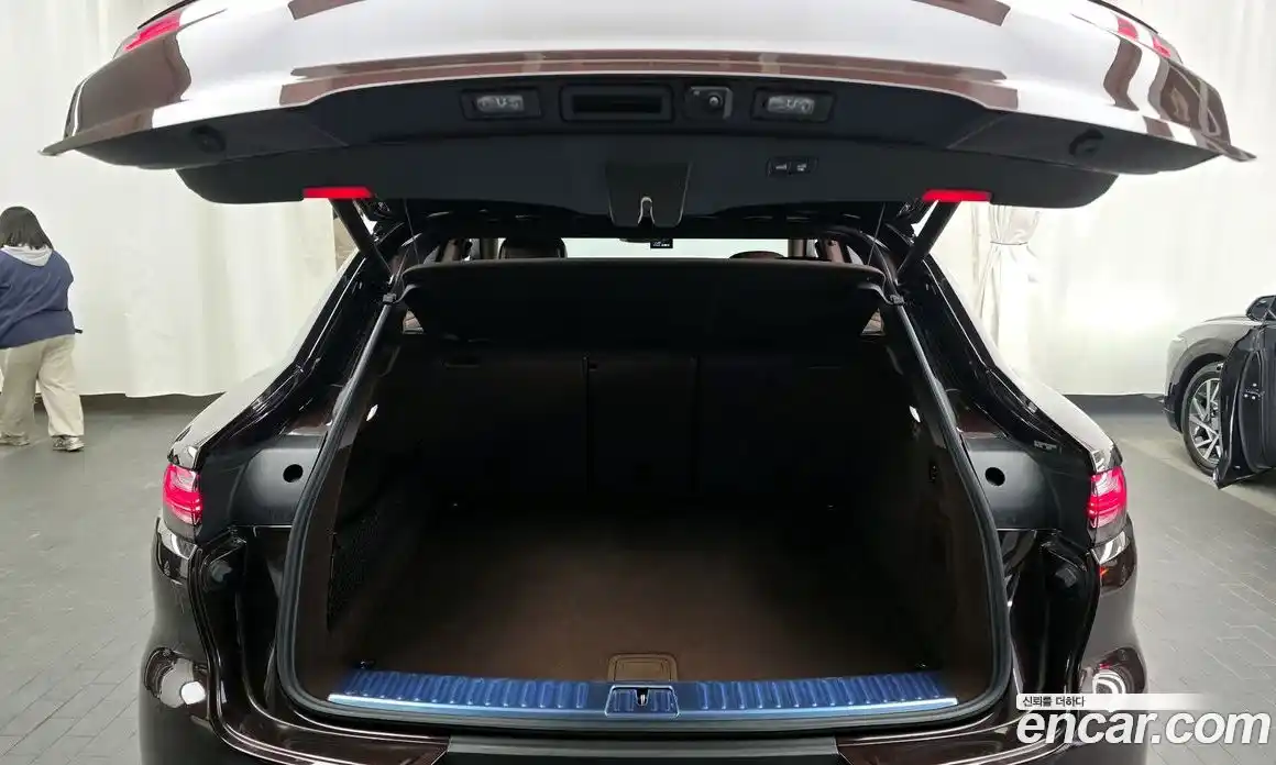 Porsche Cayenne 2023 3.0 Автомат в Москве № 326269, фото 4