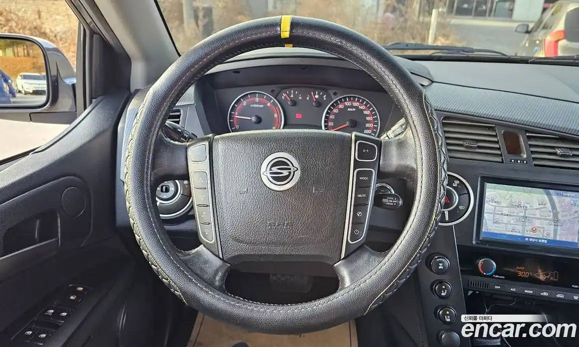 SsangYong Korando 2015 2.0 Автомат в Москве № 32713, фото 12