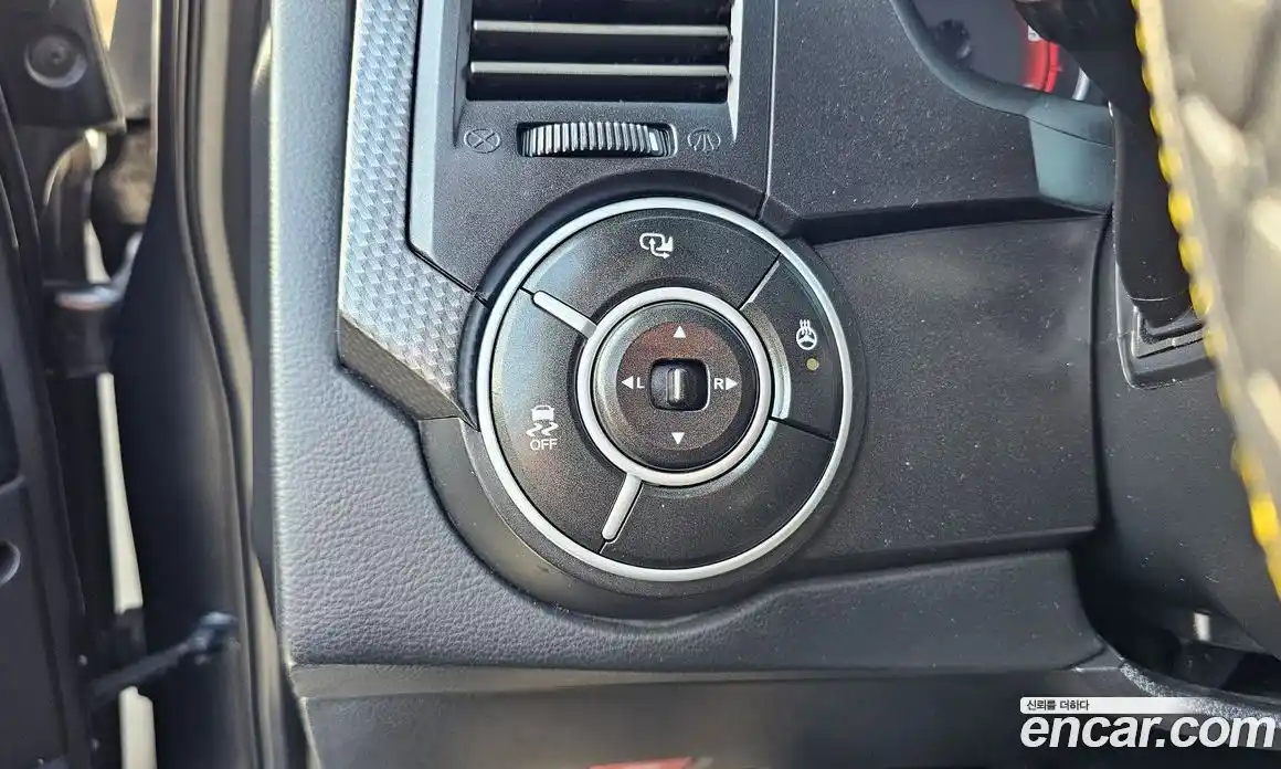 SsangYong Korando 2015 2.0 Автомат в Москве № 32713, фото 18