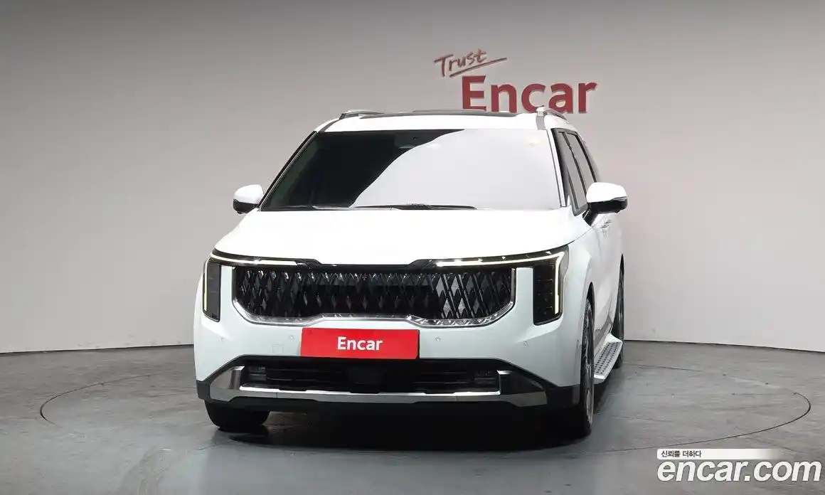 Kia Canival 2025 3.5 Автомат в Москве № 337319, фото 3