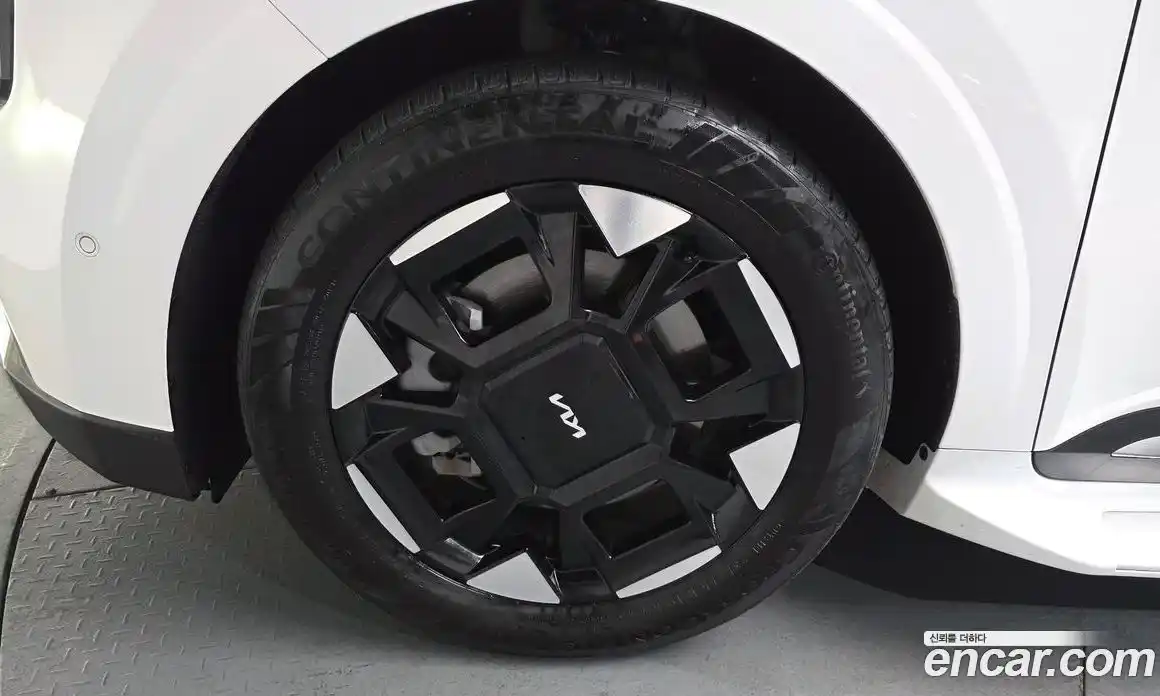 Kia Canival 2025 3.5 Автомат в Москве № 337319, фото 8