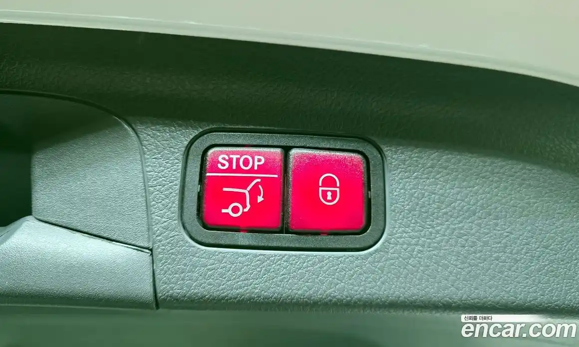 Mercedes-Benz GLE-Class 2020 1.9 Автомат в Москве № 338401, фото 17