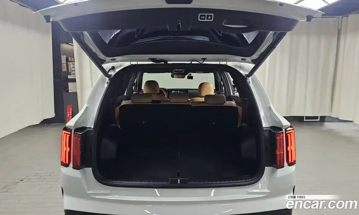 Kia Sorento 2023 1.6 Автомат в Москве № 338695, фото 19