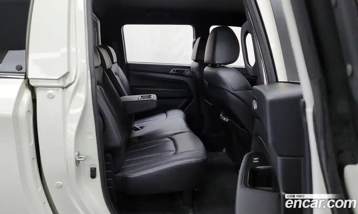 SsangYong Rexton 2022 2.2 Автомат в Москве № 35484, фото 4