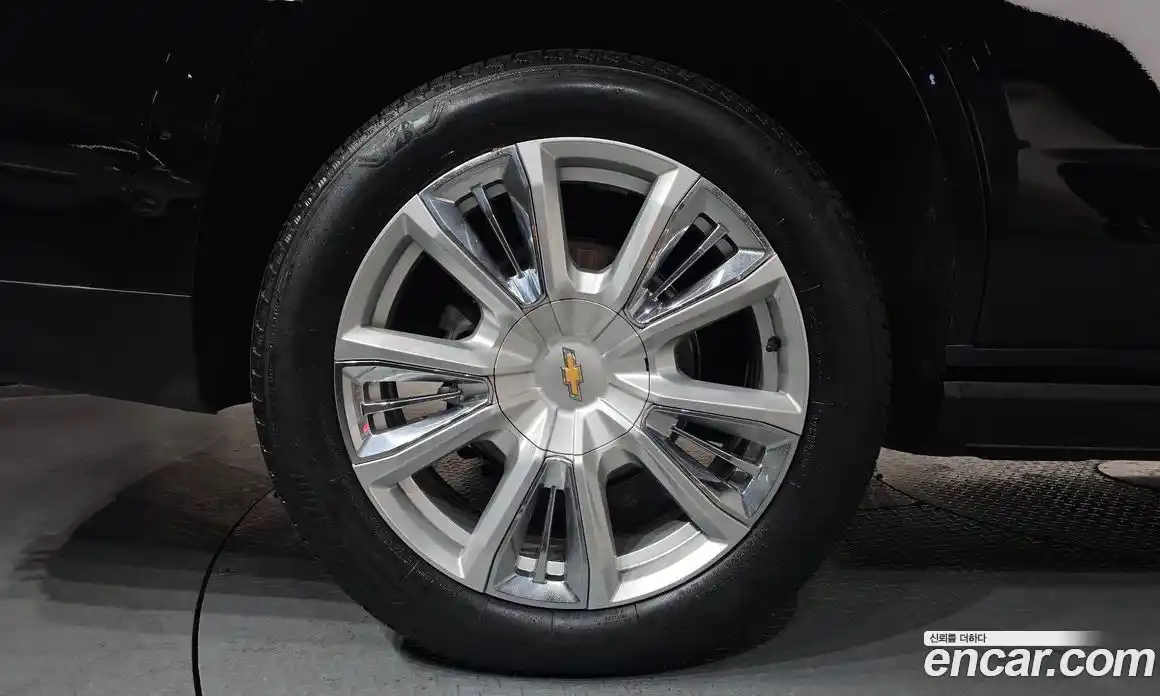 Chevrolet Tahoe 2022 6.2 Автомат в Москве № 37811, фото 12