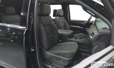 Chevrolet Tahoe 2022 6.2 Автомат в Москве № 37811, миниатюра 3