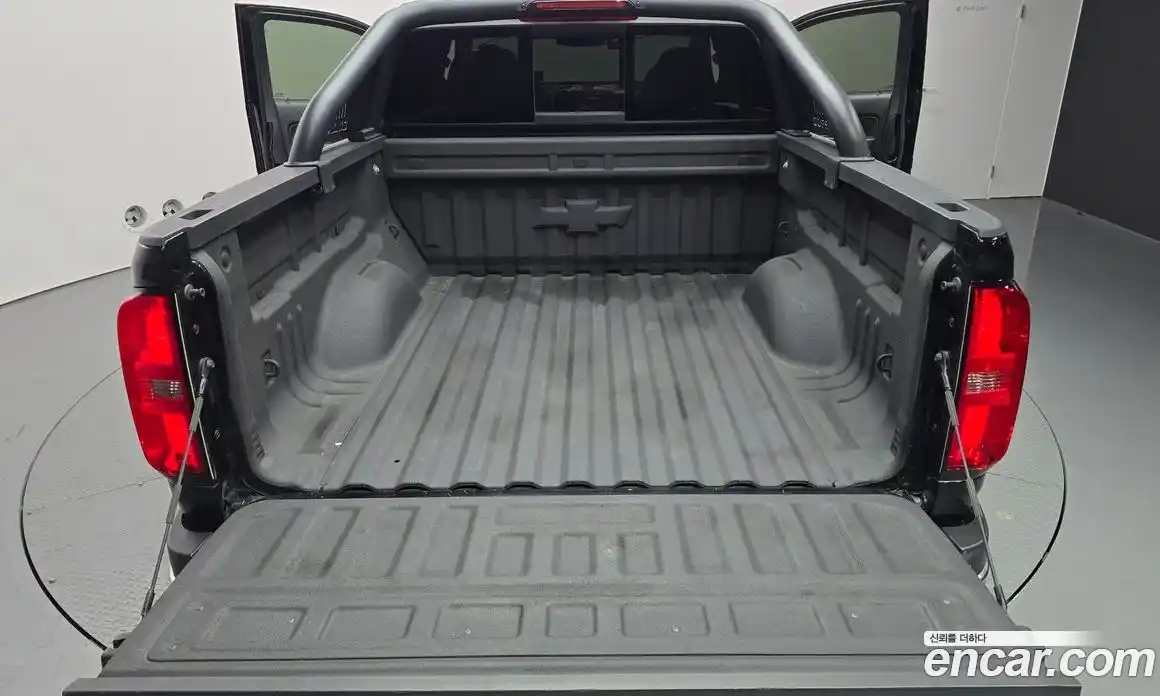 Chevrolet Colorado 2020 3.6 Автомат в Москве № 38065, фото 11