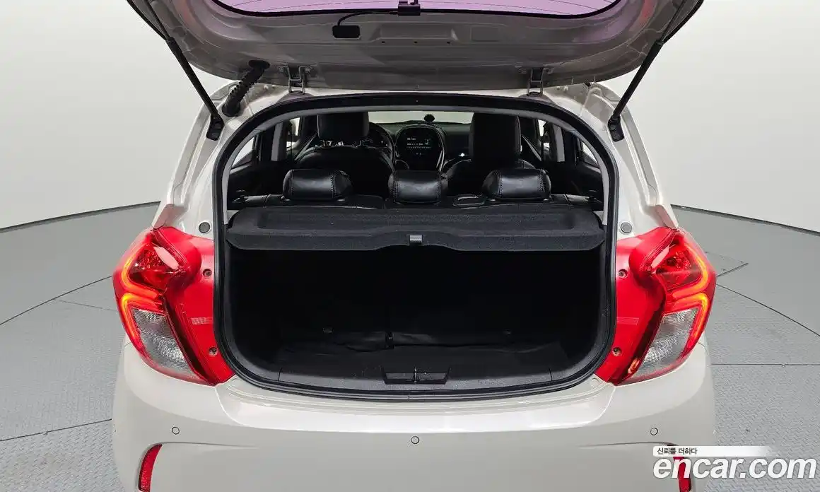 Chevrolet Spark 2016 1.0 Автомат в Москве № 40913, фото 5