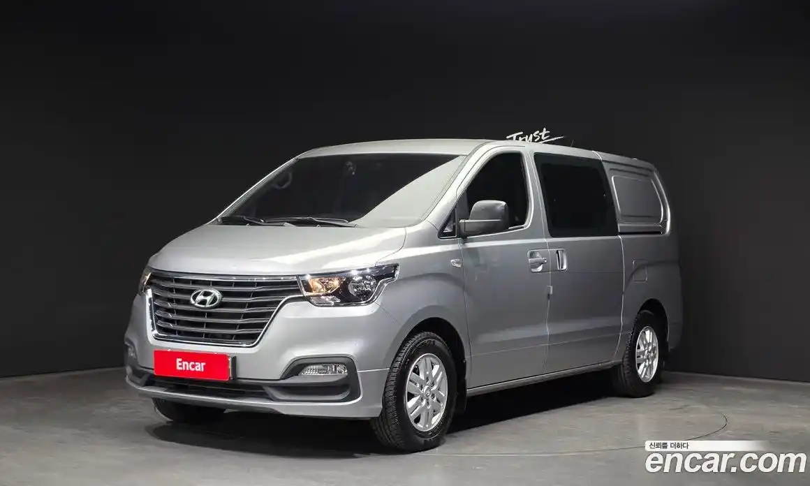 Hyundai Starex 2021 2.5 Автомат в Москве № 45876, фото 16