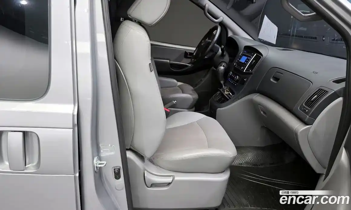 Hyundai Starex 2021 2.5 Автомат в Москве № 45876, фото 5