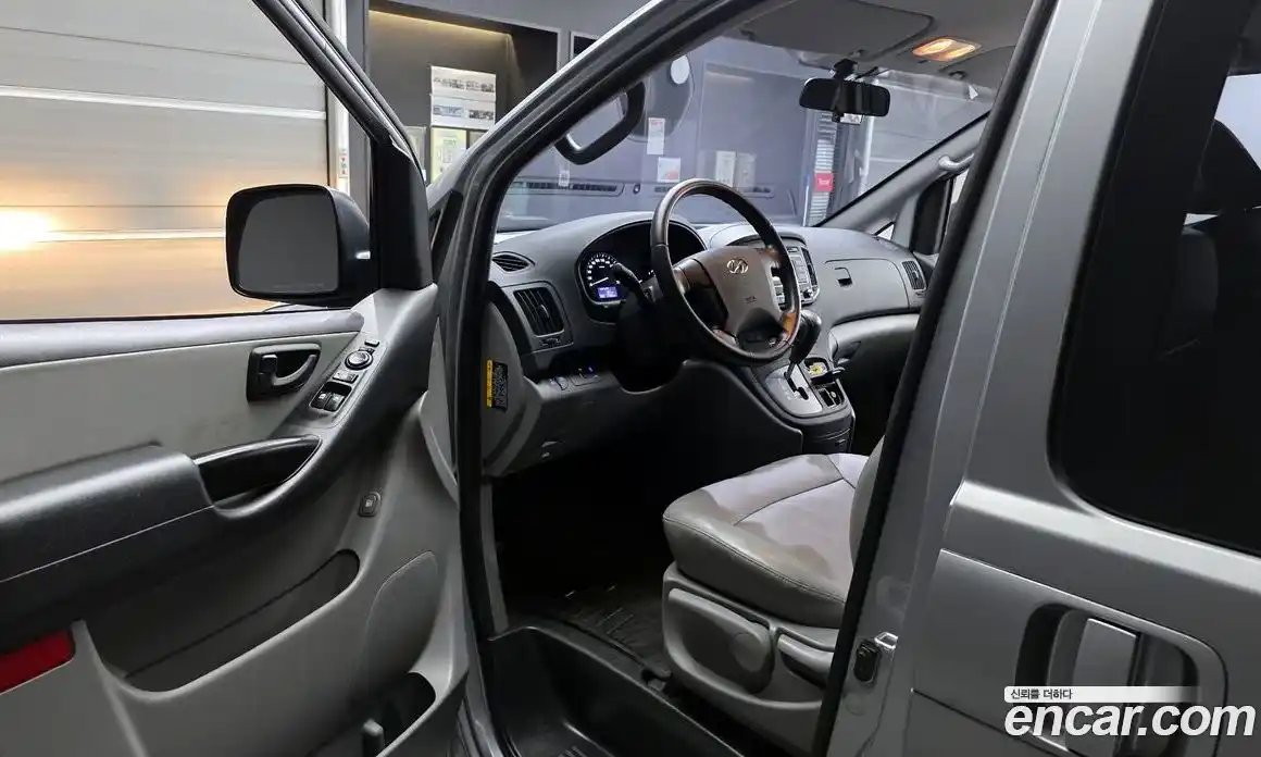 Hyundai Starex 2021 2.5 Автомат в Москве № 45876, фото 8