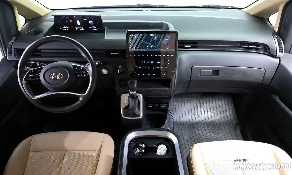 Hyundai Staria 2022 3.5 Автомат в Москве № 47623, фото 16