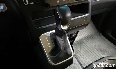 Hyundai Staria 2022 3.5 Автомат в Москве № 47623, миниатюра 3