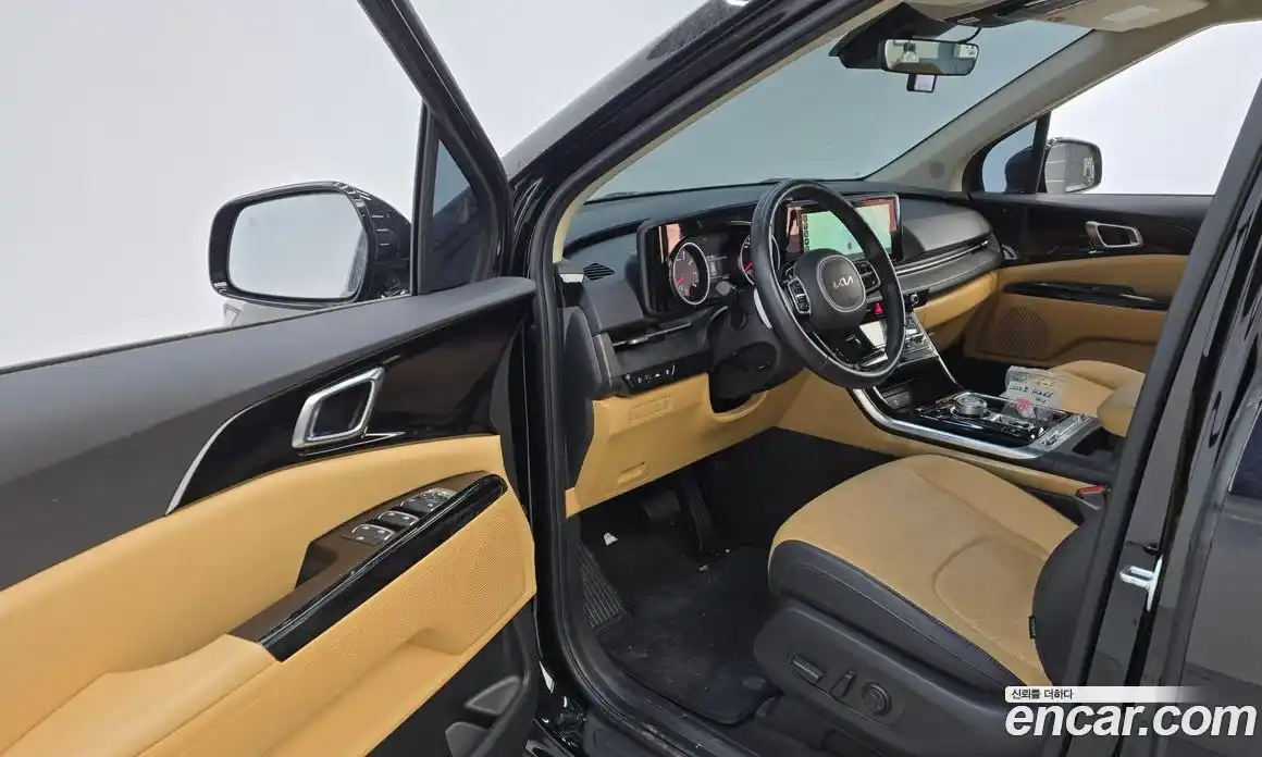 Kia Canival 2023 3.5 Автомат в Москве № 50281, фото 17