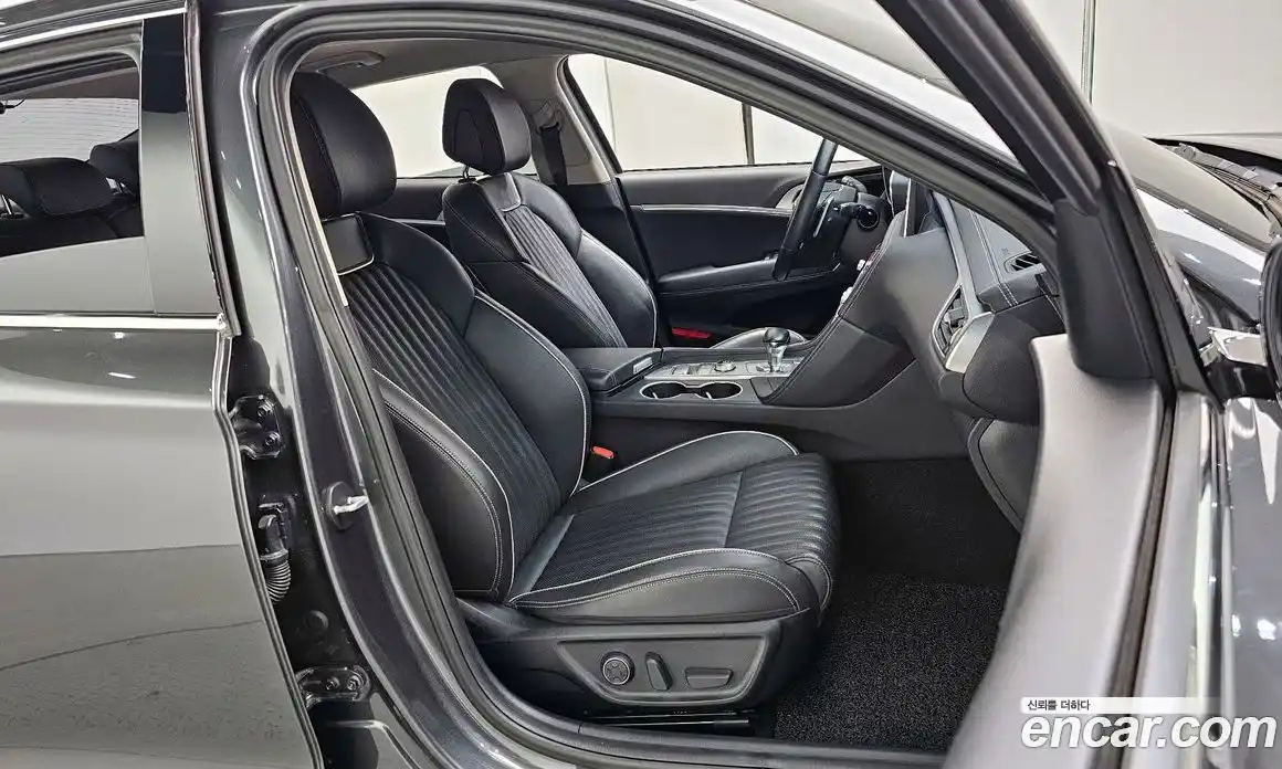 Genesis G70 2019 2.0 Автомат в Москве № 56512, фото 9