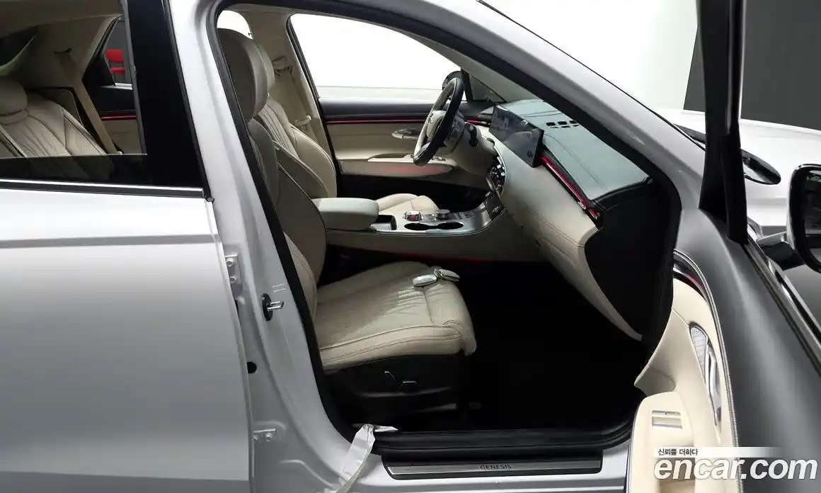 Genesis GV70 2025 2.5 Автомат в Москве № 58374, фото 15