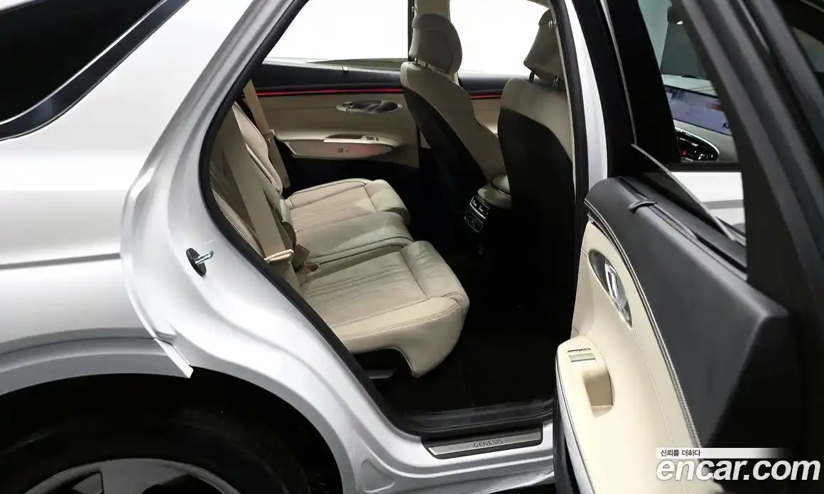 Genesis GV70 2025 2.5 Автомат в Москве № 58374, фото 18