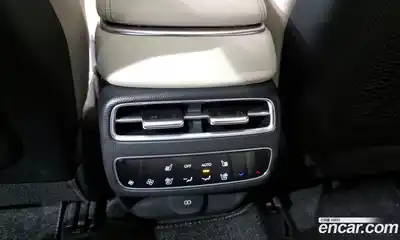 Genesis GV70 2025 2.5 Автомат в Москве № 58374, миниатюра 4