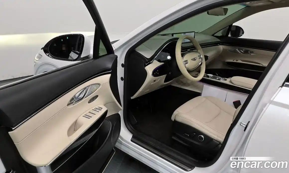 Genesis GV70 2023 2.5 Автомат в Москве № 59312, фото 13