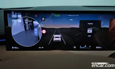 Genesis GV70 2025 2.5 Автомат в Москве № 59366, миниатюра 12